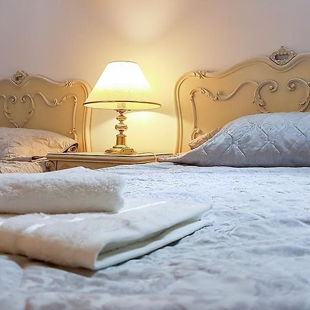 Cazare Fundeni Medlife Bukarest Kültér fotó